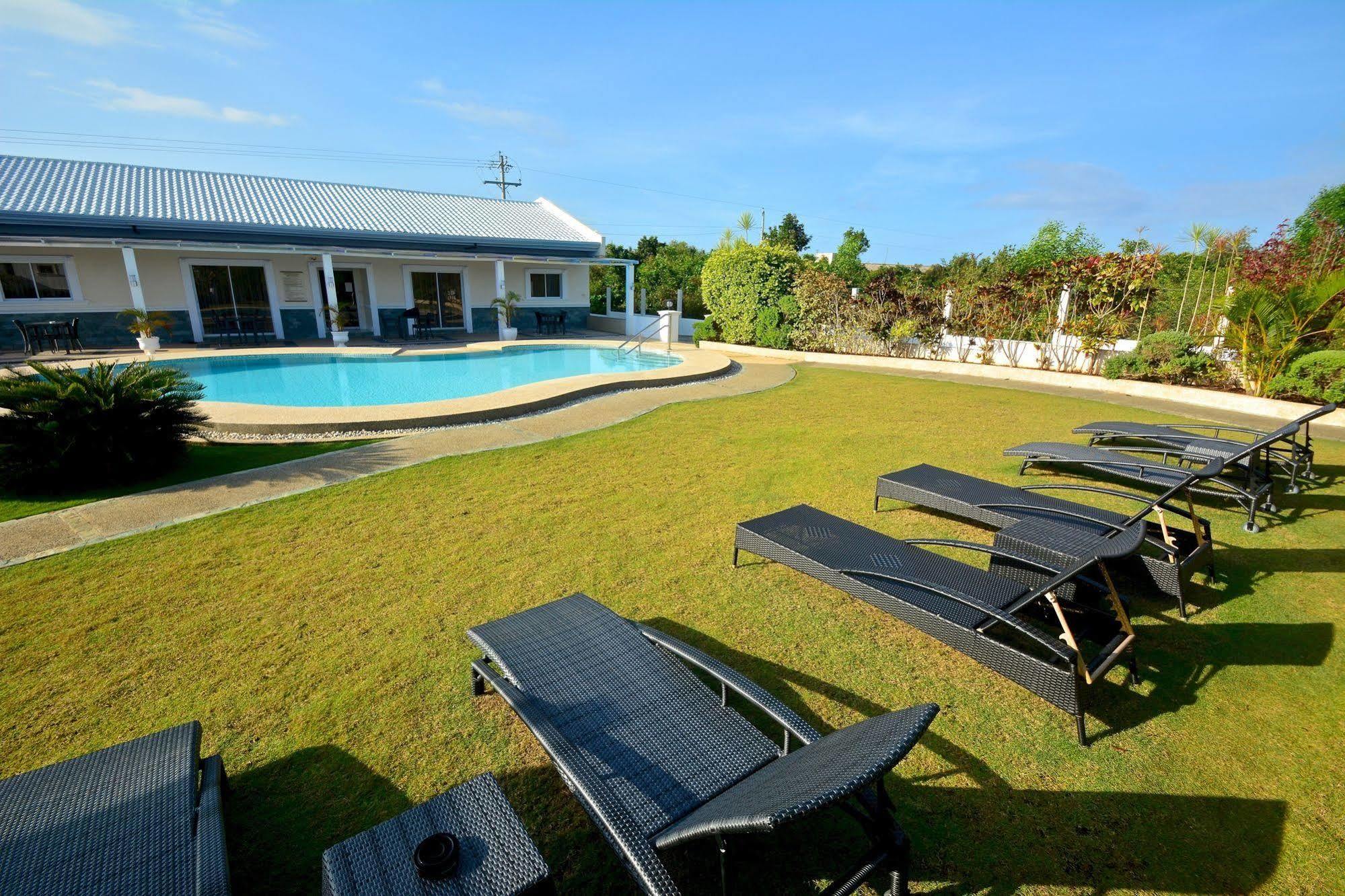 Olivia Resort Serviced Apartments And Bungalows Panglao Exteriér fotografie
